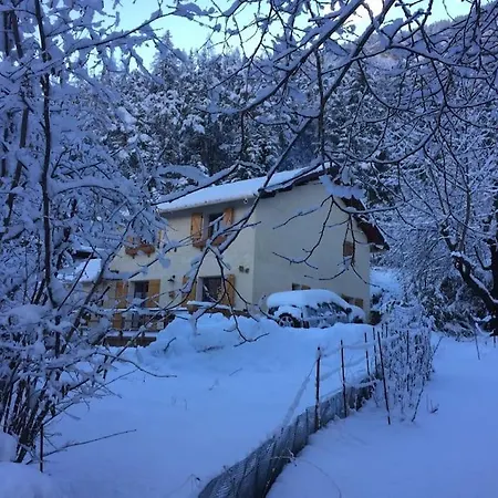 Chalet Tout Confort / Calme Et Proche De Tout *