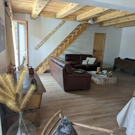 Chalet Chalet Tout Confort / Calme Et Proche De Tout *