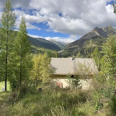 Chalet Tout Confort / Calme Et Proche De Tout Chalet